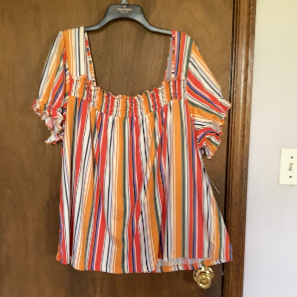 Absolutely Famous striped top smock front neckline detail soft 2X - Picture 7 of 16